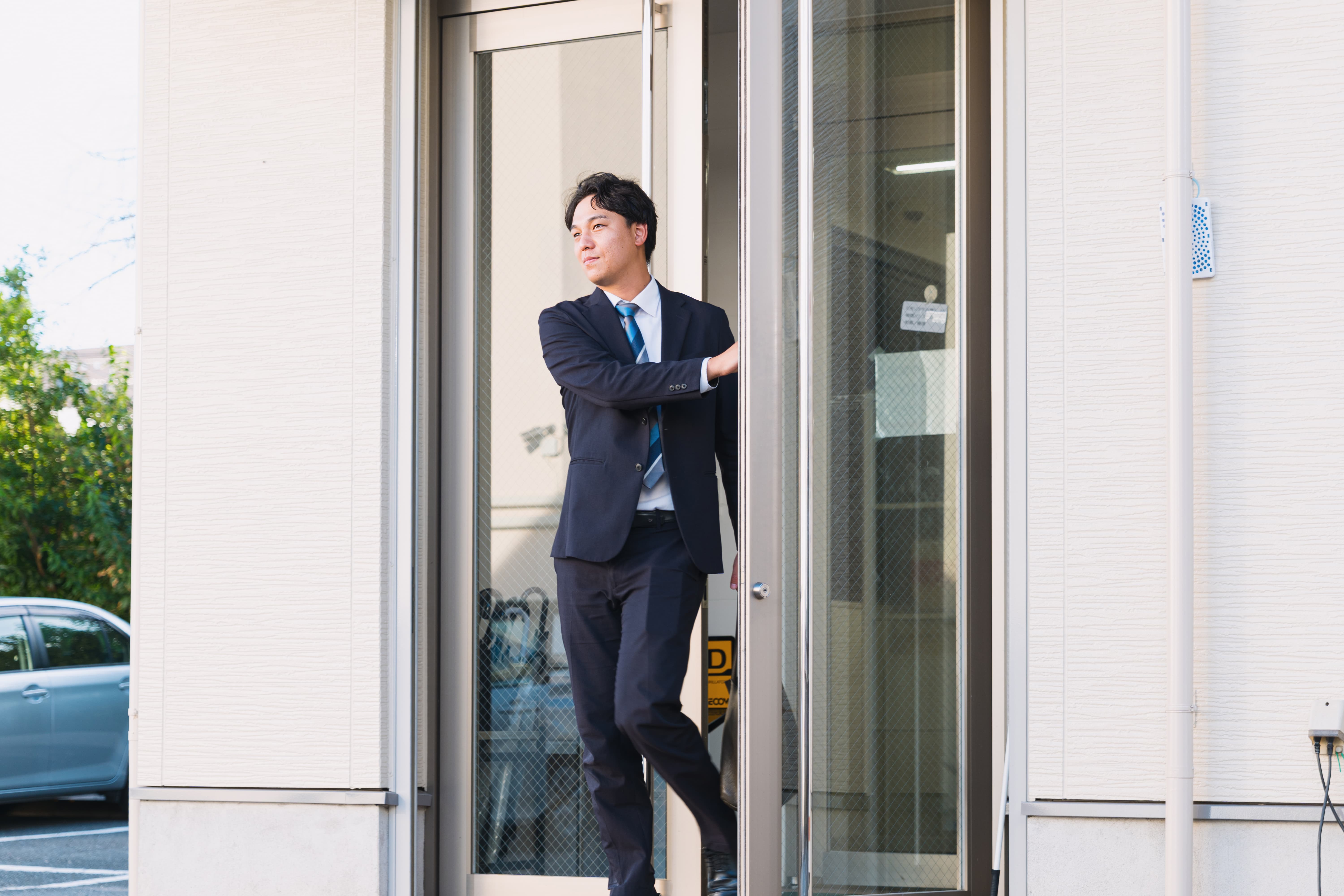 不動産営業職（Oさんのある1日）